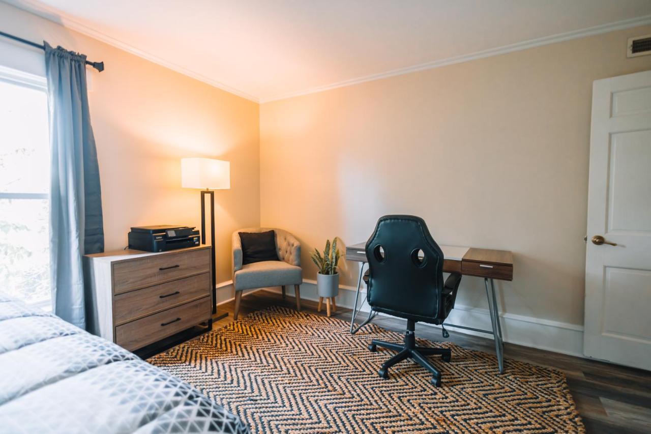 Downtown Escape Great For Large Families & Groups Villa Sugarcreek Eksteriør billede
