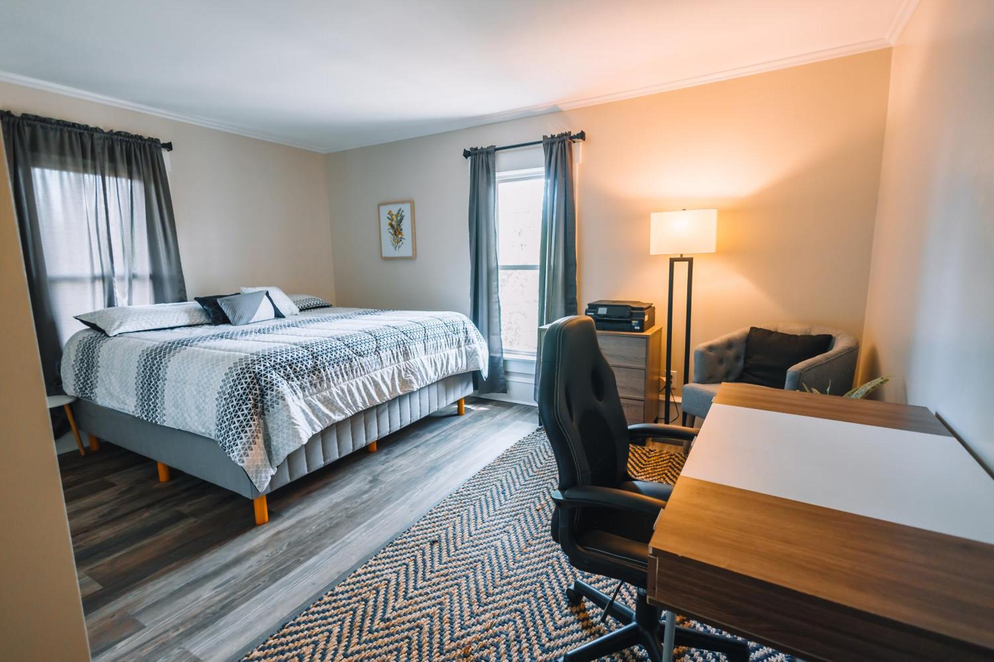 Downtown Escape Great For Large Families & Groups Villa Sugarcreek Eksteriør billede